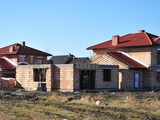 Utrudnione zmiany w projekcie w sytuacji stojącego już budynku