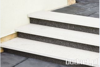 O co zadbać przy konstrukcji schodów zewnętrznych?