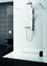 Kabiny prysznicowe bez brodzika typu walk-in coraz chętniej wybierane w aranżacji łazienki.