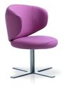Wyposażenie wnętrz: fotel biurowy z firmy Bejot w stylu pop-art
