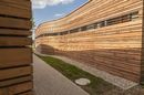 Drewniana, ażurowa elewacja - designerskie wcielenie Twojego domu