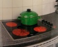 Czym czyścić ceramiczne płyty kuchenne? Środek do pielęgnacji kuchenek. 