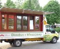 Oknobus firmy Stolbud z Włoszczowa. Objazdowa ekspozycja okien. 