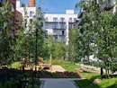 Jak projektować place zabaw, które służą wszystkim? Nowy poradnik dla inwestorów i architektów
