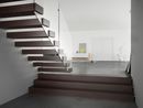 Jak wybrać schody wewnętrzne, aby współgrały z podłogą i wystrojem pomieszczeń?