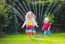 Jak uprzyjemnić sobie i dzieciom urlop we własnym ogrodzie?