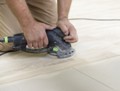 W jaki sposób szpachlować podłogę drewnianą? Potrzebne wskazówki