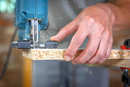 Wyrzynarki: Praktyczne narzędzie do precyzyjnych cięć w drewnie