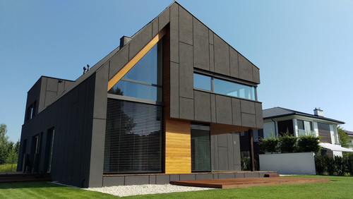 Architektura w odważnych kolorach — fakty zamiast mitów o ciemnych elewacjach