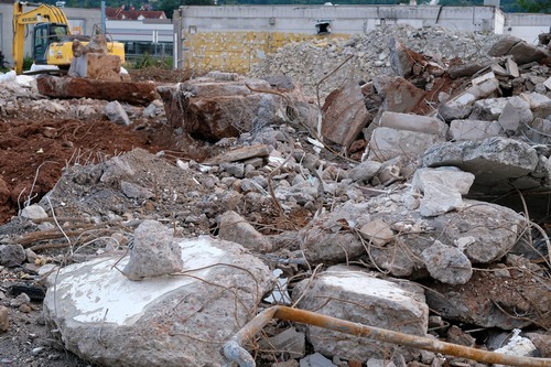 Materiały stosowane w budownictwie będą musiały być ponownie wykorzystane w 70. %