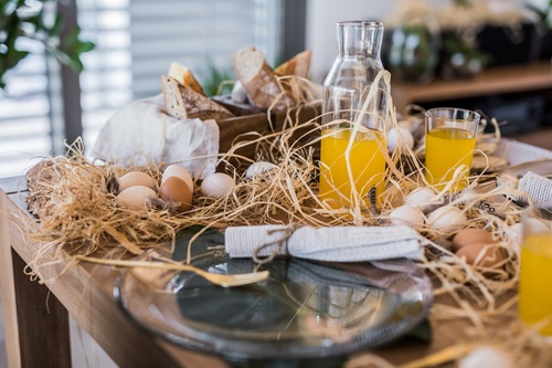 Czym zaskoczyć gości w Wielkanoc - oryginalne świąteczne dekoracje stołu