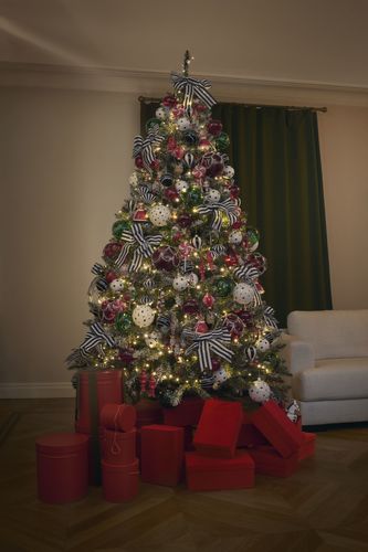 Przewodnik po idealnych upominkach &ndash; tekstylia, zapachy i designerskie dodatki