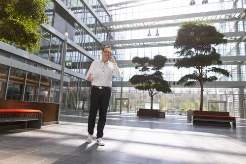 Transformacja energetyczna a zarządzanie finansami – praktyczne strategie dla biznesu