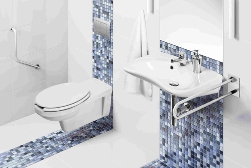 Toaleta zaprojektowana dla osoby niepełnosprawnej