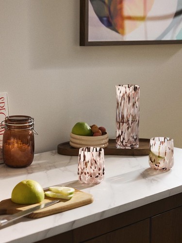 Subtelna elegancja na Walentynki. Wnętrza, kt&oacute;re m&oacute;wią &bdquo;kocham&rdquo;