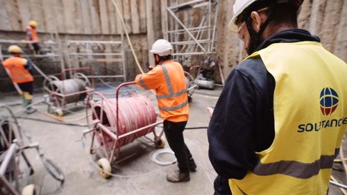 Iniekcja kompensacyjna skutecznie wsparła drążenie tunelu kolejowego pod łódzkimi kamienicami