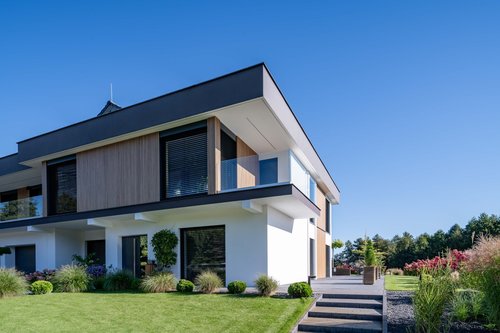 Jak izolacja termiczna domu ogranicza emisję CO₂ i poprawia jakość powietrza