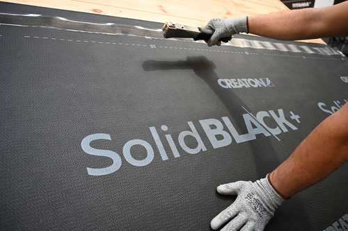 Membrana SolidBLACK+ wielkie znaczenie dla prawidłowego funkcjonowania dachu