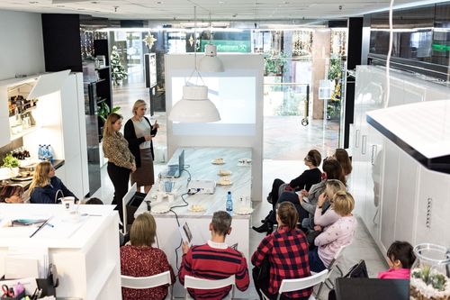 Warszawski salon Peki, znajdujący się w CH Panorama przy al. Wincentego Witosa 31, przeszedł efektowną metamorfozę.