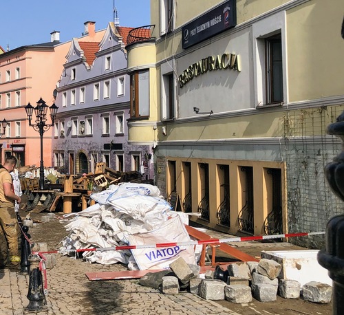 Jakie są zastosowania młotów wyburzeniowych w budownictwie?
