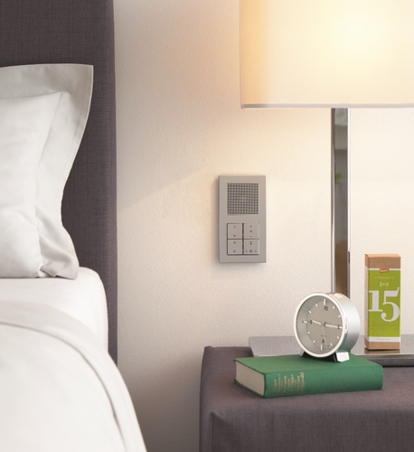 Temperatura powietrza w sypialni wpływa nie tylko na jakość snu, ale również na komfort budzenia się
