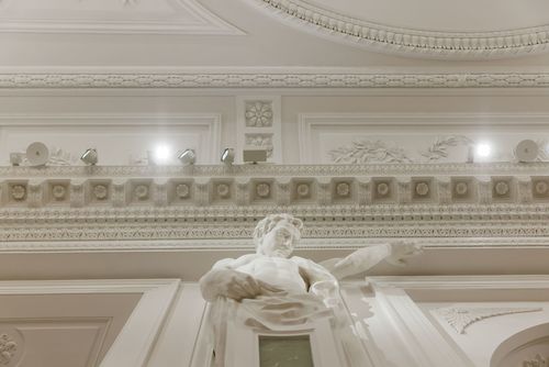 Rewitalizacja i aranżacja wnętrz w odrestaurowanym Pałacu Rzeczypospolitej