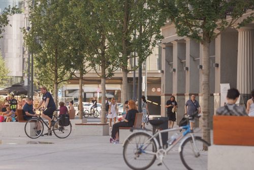 Transformacja centrum Warszawy - Plac Pięciu Rogów oddany do użytkowania