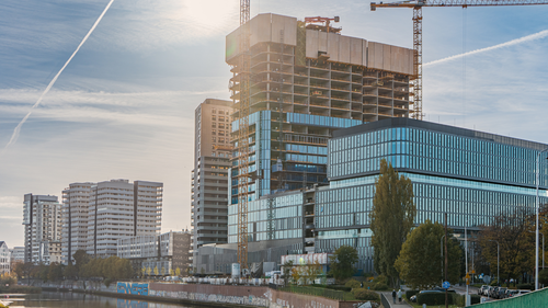 Quorum Tower rośnie w imponującym tempie. Wrocław zyska jeden z najwyższych budynk&oacute;w mieszkalnych