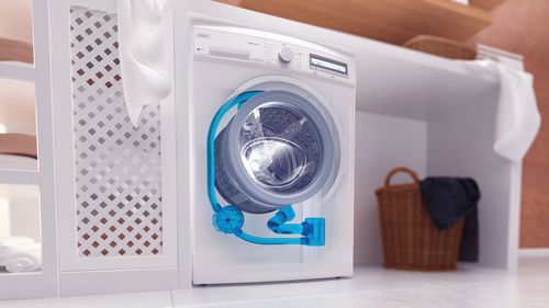  Na zwiększenie wydajności wpływa również obecność systemu ACTIVE SPRAY – dzięki niemu strumień wody pod ciśnieniem kierowany jest wraz z detergentem bezpośrednio na pranie.