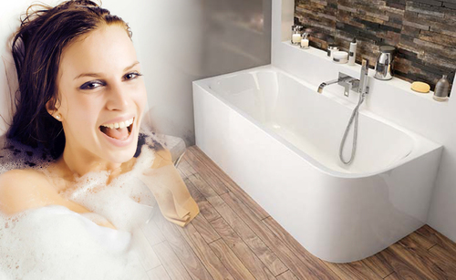 Nic tak nie relaksuje jak kąpiel w wannie - jak przygotować domowe SPA