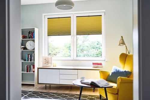 Jakie osłony okienne sprawdzą się najlepiej w upalne dni do dużych przeszkleń?