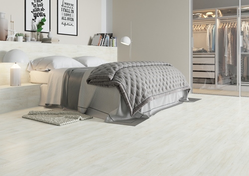 Czy wykończenie podłogi w sypialni gresem to dobre rozwiązanie?