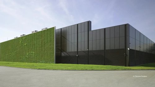 Energia zmienia centra danych. Efektywność PUE wyhamowała, potrzebne są przełomowe rozwiązania