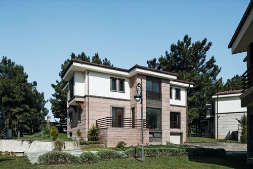 detale architektoniczne:wykusz,ryzalit i lukarny czy warto urozmaicać nimi projekt domu