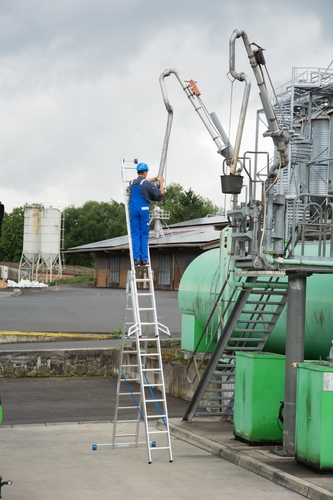 Zastanawiasz się jaką drabinę wybrać podczas zakupu - sprawdź nasze podpowiedzi