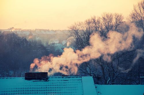 ocieplone domy mogą powstrzymać smog