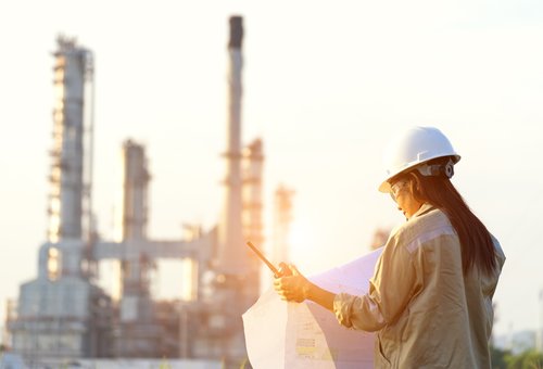 Powstał nowy obowiązek dla właścicieli dom&oacute;w i mieszkań - kto musi mieć świadectwo energetyczne w 2023 r.