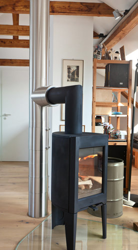 Przyłącze kominkowe NERO (element czarny) i system Zen w wersji szlifowanej (designerski, bezobejmowy, dwuścienny, izolowany, paliwa stałe) Przyłącze kominkowe NERO (element czarny) i system Zen w wersji szlifowanej (designerski, bezobejmowy, dwuścienny, izolowany, paliwa stałe)