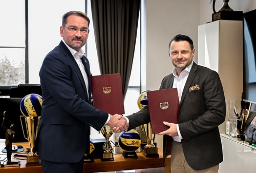 Nowe partnerstwo: VELUX Polska wspiera Polską Siatkówkę Nowe partnerstwo: VELUX Polska wspiera Polską Siatkówkę