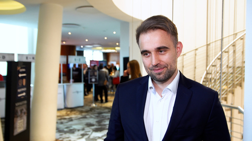 Banki wchodzą w erę AI: polski sektor finansowy liderem wdrożeń