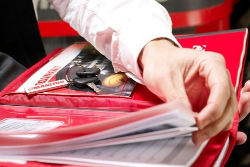 W&oacute;zki widłowe - wynajem, kt&oacute;ry może Ci się opłacić... na lata!