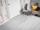 Panele drewniane naturalne — stylowy element Twojej aranżacji
