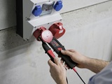 Pod napięciem, ale bezpiecznie. Co powinno znaleźć się w mobilnym warsztacie elektryka?