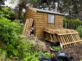 Drewniany domek w ogrodzie bez pozwolenia na budowę 