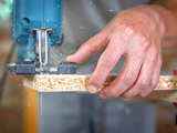 Wyrzynarki: Praktyczne narzędzie do precyzyjnych cięć w drewnie