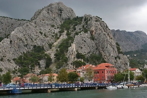 Omis