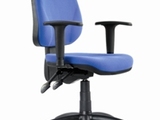 Wyposażenie domu i biura: Krzesło obrotowe Klaus - Praktyczne i wygodne